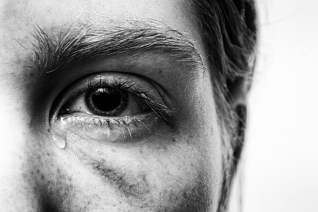 trauma, injured, tear